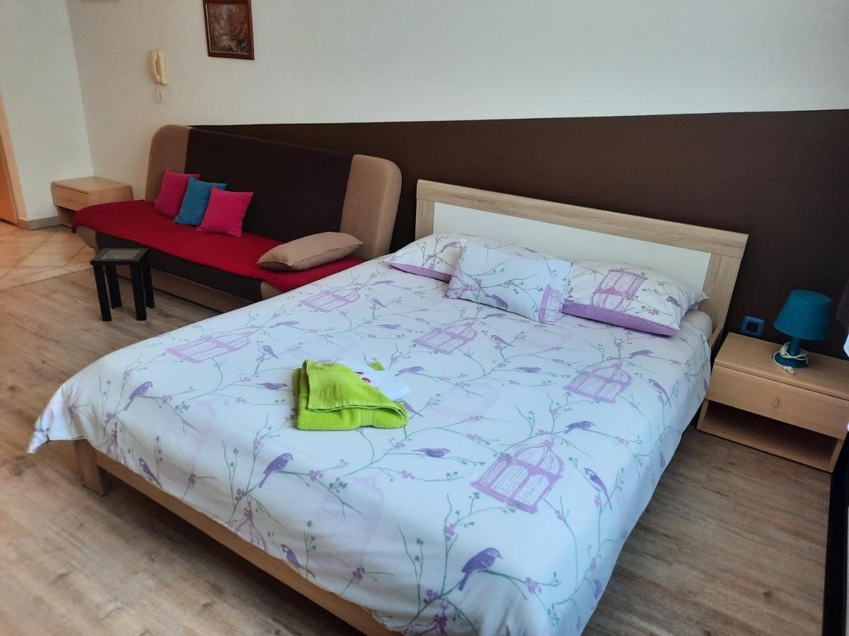 Apartmani Lorena Пула Екстер'єр фото