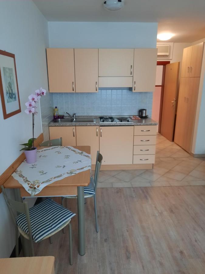 Apartmani Lorena Пула Екстер'єр фото